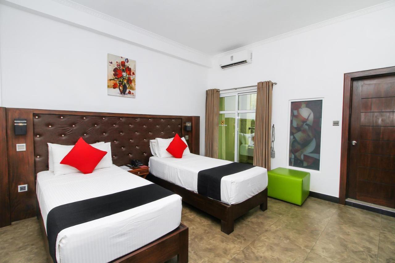 Sasha Transit Hotel Katunayaka Ngoại thất bức ảnh